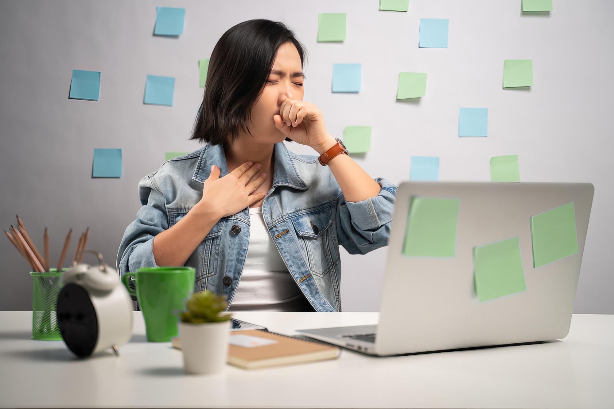 Cepat Redakan Gejala Flu Saat Dikejar Deadline Pekerjaan